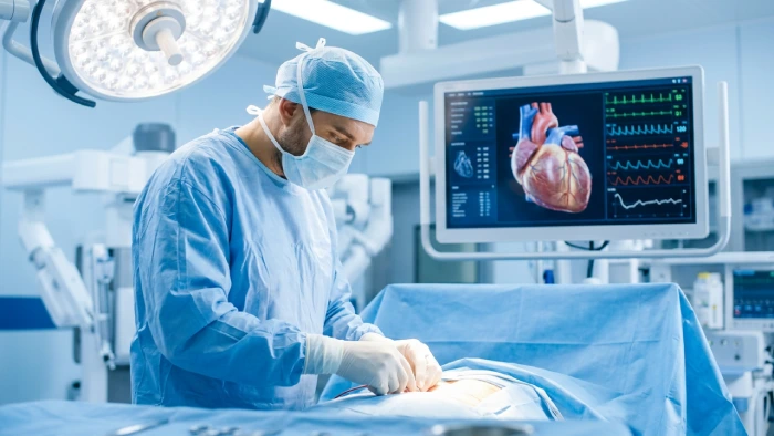 Robotic Cardiac Surgery vs Traditional Open Heart Surgery: Which Is Right for You?